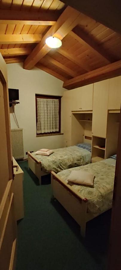 Affittacamere Pizzeria Marmolada Rocca Pietore Bagian luar foto